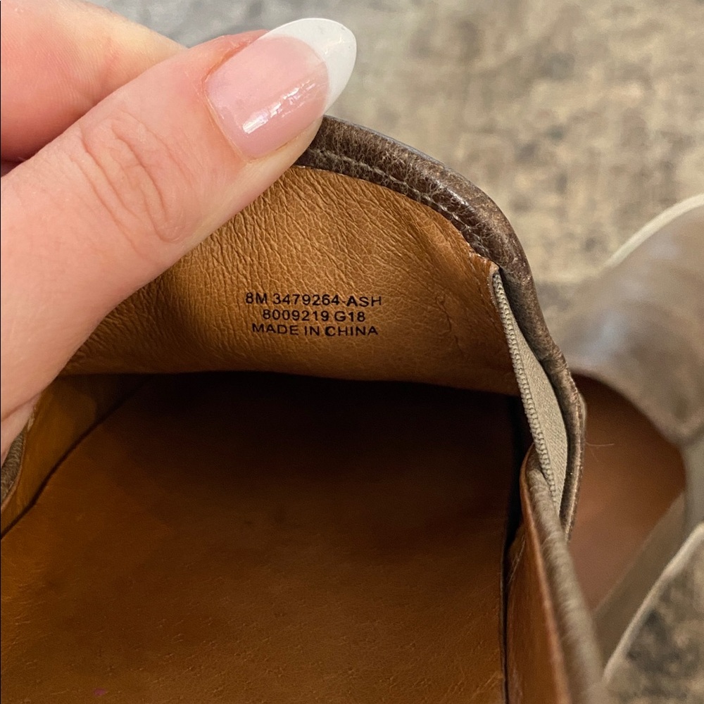 Frye Women’s Brown Ash Leather Slip-On Sneakers Size 8 - Picture 9 of 9